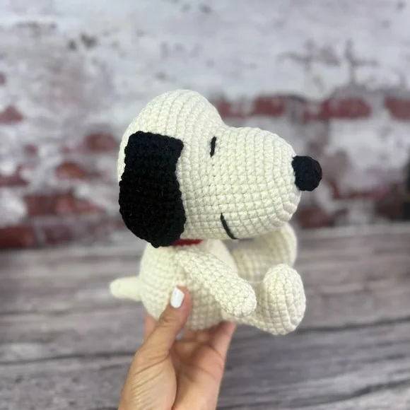 Handmade Crochet Snoopy Amigurumi Doll | Cute Plush Toy or Home Décor - Picture 3 of 13